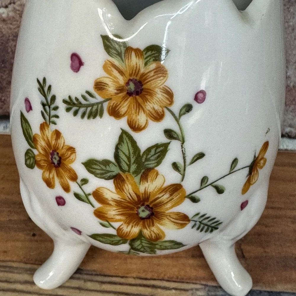 Lefton Cracked Egg‎ Vase Planter #5526 Porcelain 3 Footed Yellow Floral Vtg MCM